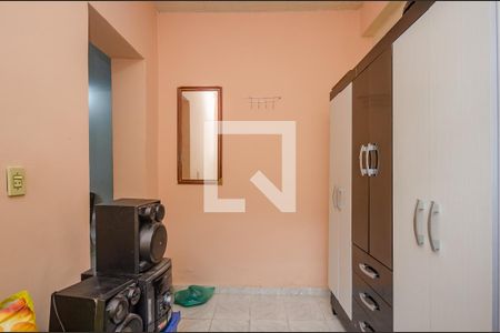 Casa à venda com 160m², 3 quartos e 2 vagas Casa à venda com 160m², 3 quartos e 2 vagasQuarto 2