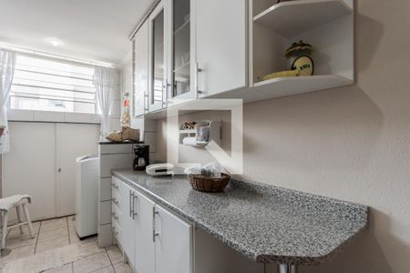 Apartamento à venda com 60m², 2 quartos e 1 vaga Apartamento à venda com 60m², 2 quartos e 1 vagaCozinha e Área de Serviço