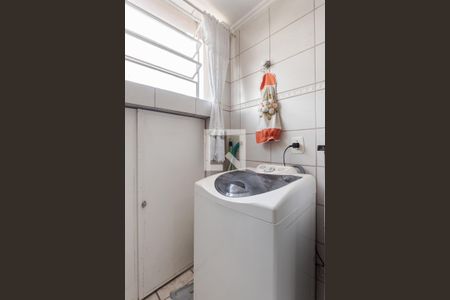 Apartamento à venda com 60m², 2 quartos e 1 vaga Apartamento à venda com 60m², 2 quartos e 1 vagaCozinha e Área de Serviço