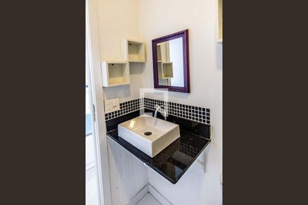 Apartamento para alugar com 28m², 1 quarto e sem vaga Apartamento para alugar com 28m², 1 quarto e sem vagaBanheiro