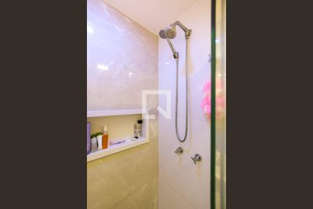 Apartamento à venda com 50m², 2 quartos e 1 vaga Apartamento à venda com 50m², 2 quartos e 1 vagaBanheiro Corredor