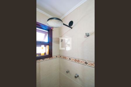 Casa à venda com 235m², 3 quartos e 2 vagas Casa à venda com 235m², 3 quartos e 2 vagasBanheiro Corredor