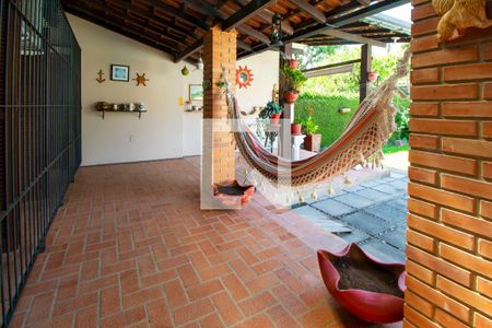 Casa à venda com 235m², 3 quartos e 2 vagas Casa à venda com 235m², 3 quartos e 2 vagasQuintal