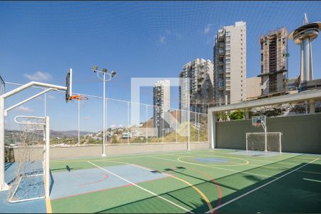 Apartamento à venda com 77m², 2 quartos e 1 vagaQuadra Esportiva