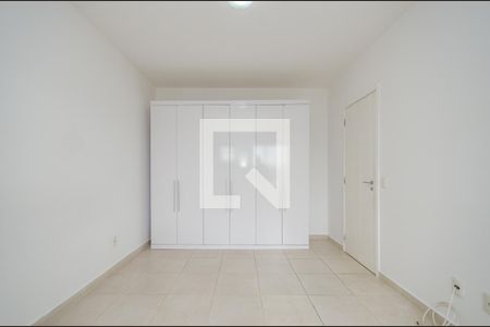 Apartamento à venda com 77m², 2 quartos e 1 vagaSuíte