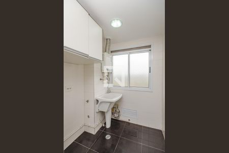 Apartamento à venda com 77m², 2 quartos e 1 vagaÁrea de Serviço