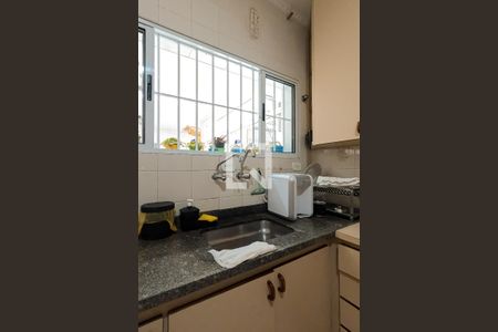 Casa à venda com 175m², 3 quartos e 2 vagas Casa à venda com 175m², 3 quartos e 2 vagasCozinha