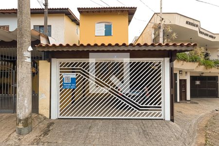 Casa à venda com 175m², 3 quartos e 2 vagas Casa à venda com 175m², 3 quartos e 2 vagasFachada da Casa