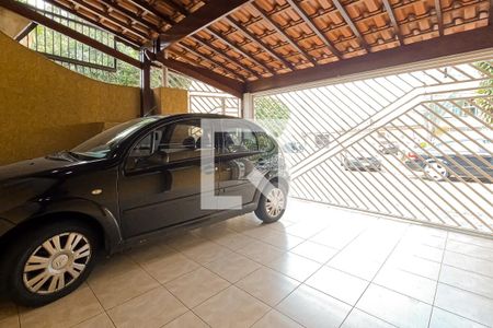 Casa à venda com 175m², 3 quartos e 2 vagas Casa à venda com 175m², 3 quartos e 2 vagasGaragem