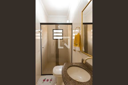 Casa à venda com 175m², 3 quartos e 2 vagas Casa à venda com 175m², 3 quartos e 2 vagasBanheiro