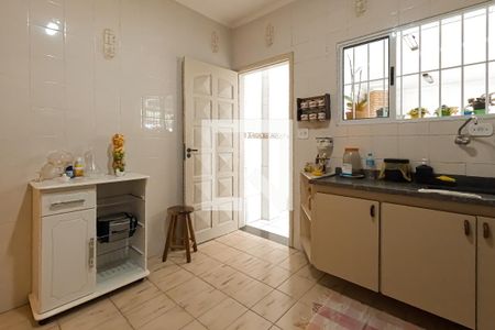 Casa à venda com 175m², 3 quartos e 2 vagas Casa à venda com 175m², 3 quartos e 2 vagasCozinha