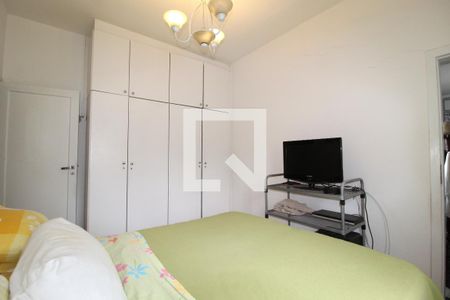 Casa à venda com 143m², 4 quartos e 3 vagasQuarto 3 - Suíte