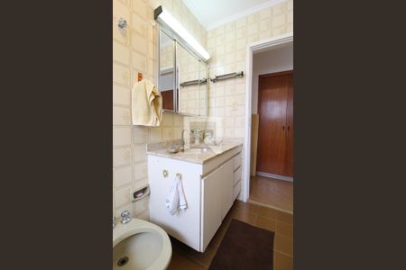 Casa à venda com 143m², 4 quartos e 3 vagasBanheiro Social