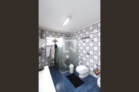 Casa à venda com 143m², 4 quartos e 3 vagasBanheiro da Suíte