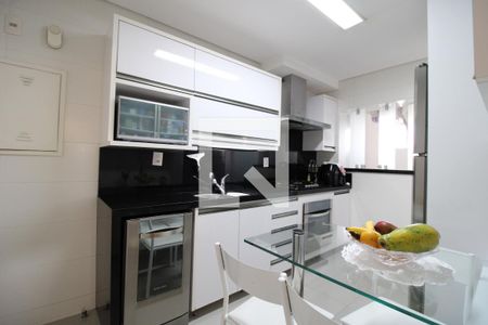 Apartamento à venda com 135m², 3 quartos e 2 vagasCozinha