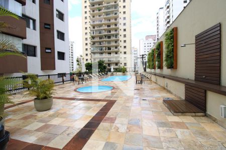 Apartamento à venda com 135m², 3 quartos e 2 vagasÁrea comum - Piscina