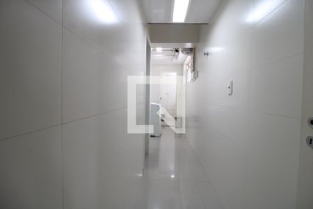 Apartamento à venda com 135m², 3 quartos e 2 vagasÁrea de serviço - corredor