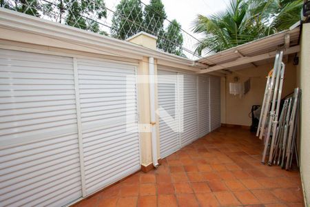 Casa de condomínio à venda com 199m², 4 quartos e 4 vagas Casa de condomínio à venda com 199m², 4 quartos e 4 vagasÁrea de Serviço