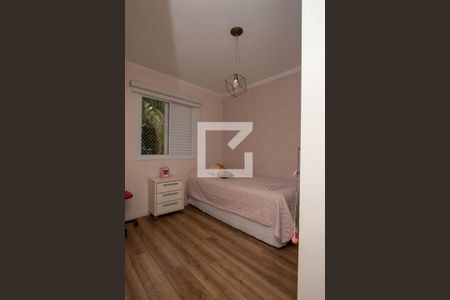 Casa de condomínio à venda com 199m², 4 quartos e 4 vagas Casa de condomínio à venda com 199m², 4 quartos e 4 vagasQuarto 2