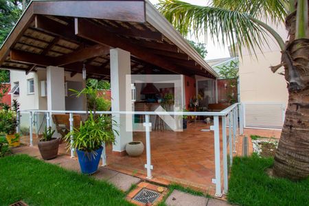 Casa de condomínio à venda com 199m², 4 quartos e 4 vagas Casa de condomínio à venda com 199m², 4 quartos e 4 vagasÁrea comum