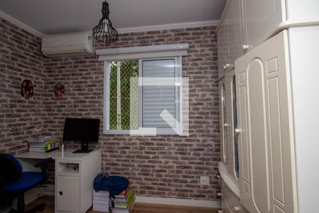 Casa de condomínio à venda com 199m², 4 quartos e 4 vagas Casa de condomínio à venda com 199m², 4 quartos e 4 vagasQuarto