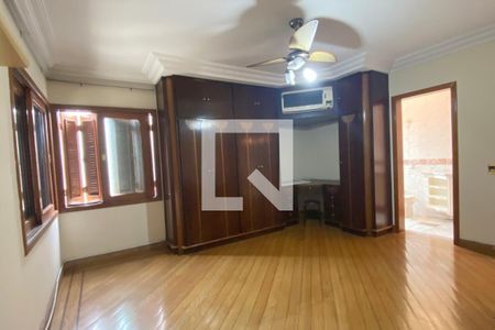 Casa de condomínio para alugar com 954m², 4 quartos e 8 vagasSuíte 3