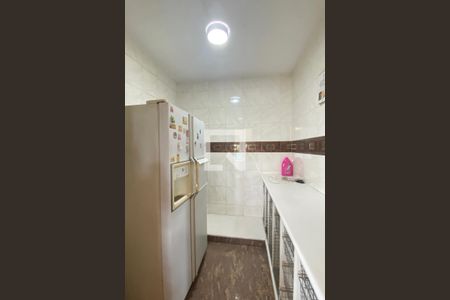 Casa de condomínio para alugar com 954m², 4 quartos e 8 vagasDespensa