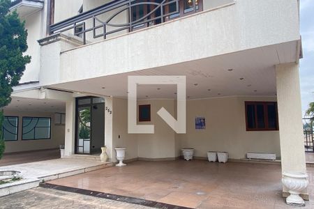 Casa de condomínio para alugar com 954m², 4 quartos e 8 vagasGaragem