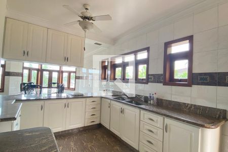 Casa de condomínio para alugar com 954m², 4 quartos e 8 vagasCozinha