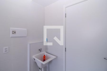 Apartamento à venda com 28m², 1 quarto e sem vaga Apartamento à venda com 28m², 1 quarto e sem vagaÁrea de Serviço