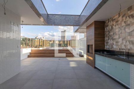 Apartamento à venda com 173m², 3 quartos e 4 vagas Apartamento à venda com 173m², 3 quartos e 4 vagasTerraço
