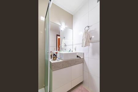 Apartamento à venda com 80m², 2 quartos e 1 vagaBanheiro da Suíte