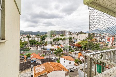 Apartamento à venda com 80m², 2 quartos e 1 vagaVista da Cozinha e Área de Serviço