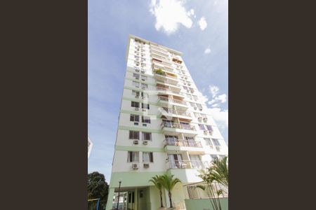 Apartamento à venda com 80m², 2 quartos e 1 vagaFachada