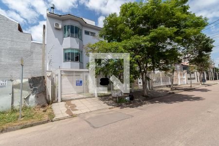 Casa à venda com 265m², 4 quartos e 3 vagasFachada