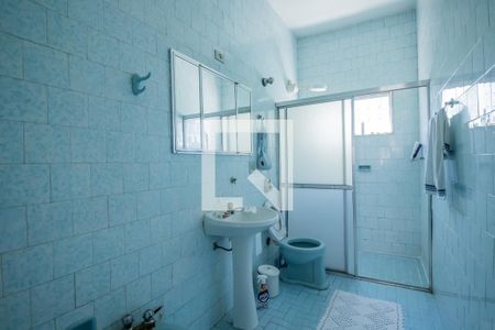 Casa à venda com 200m², 3 quartos e 1 vaga Casa à venda com 200m², 3 quartos e 1 vagaBanheiro