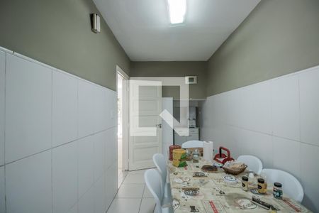 Casa à venda com 200m², 3 quartos e 1 vaga Casa à venda com 200m², 3 quartos e 1 vagaCozinha