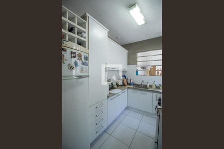 Casa à venda com 200m², 3 quartos e 1 vaga Casa à venda com 200m², 3 quartos e 1 vagaCozinha