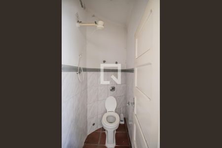 Casa à venda com 200m², 3 quartos e 1 vaga Casa à venda com 200m², 3 quartos e 1 vagaBanheiro de Serviço