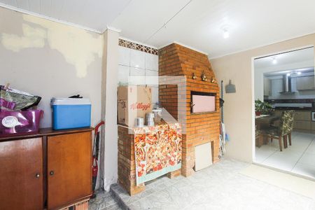 Casa à venda com 180m², 3 quartos e 2 vagasChurrasqueira