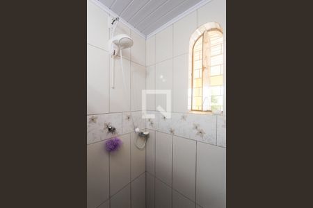 Casa à venda com 180m², 3 quartos e 2 vagasBanheiro social