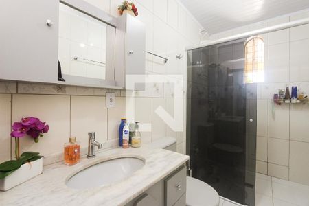 Casa à venda com 180m², 3 quartos e 2 vagasBanheiro social