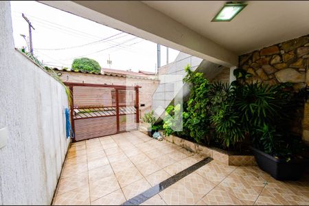 Casa à venda com 300m², 5 quartos e 2 vagasGaragem