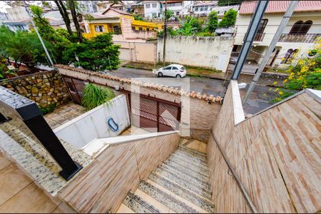 Casa à venda com 300m², 5 quartos e 2 vagasVaranda