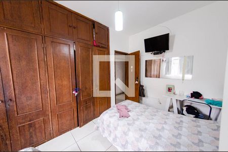 Casa à venda com 300m², 5 quartos e 2 vagasCasa 2 - Quarto 2