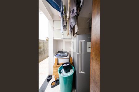 Casa à venda com 300m², 5 quartos e 2 vagasCasa 2 - Área de serviço