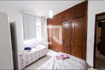 Casa à venda com 300m², 5 quartos e 2 vagasCasa 2 - Quarto 2