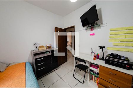 Casa à venda com 300m², 5 quartos e 2 vagasCasa 2 - Quarto 1