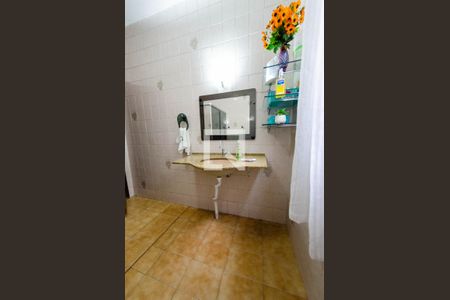 Casa à venda com 300m², 5 quartos e 2 vagasCasa 2 - Banheiro