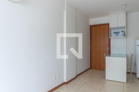 Sala de apartamento para alugar com 1 quarto, 32m² em Asa Sul, Brasília
